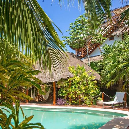 Holbox Deluxe Apartments Exterior photo