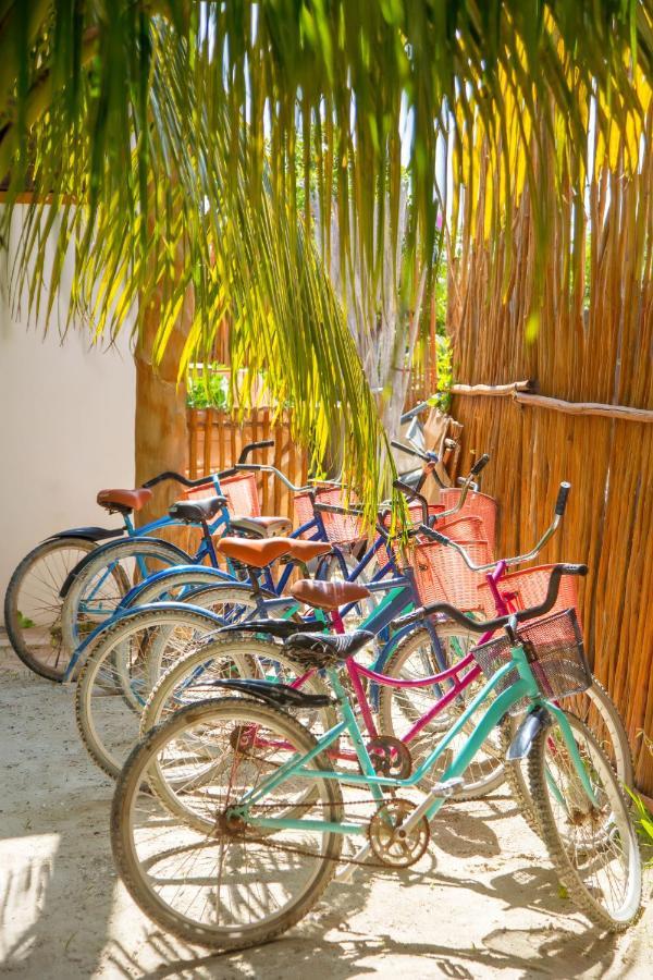 Holbox Deluxe Apartments Exterior photo